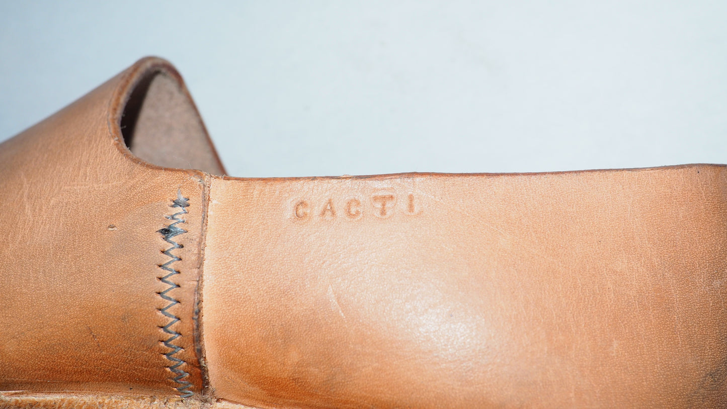 HD leather clog pre-order