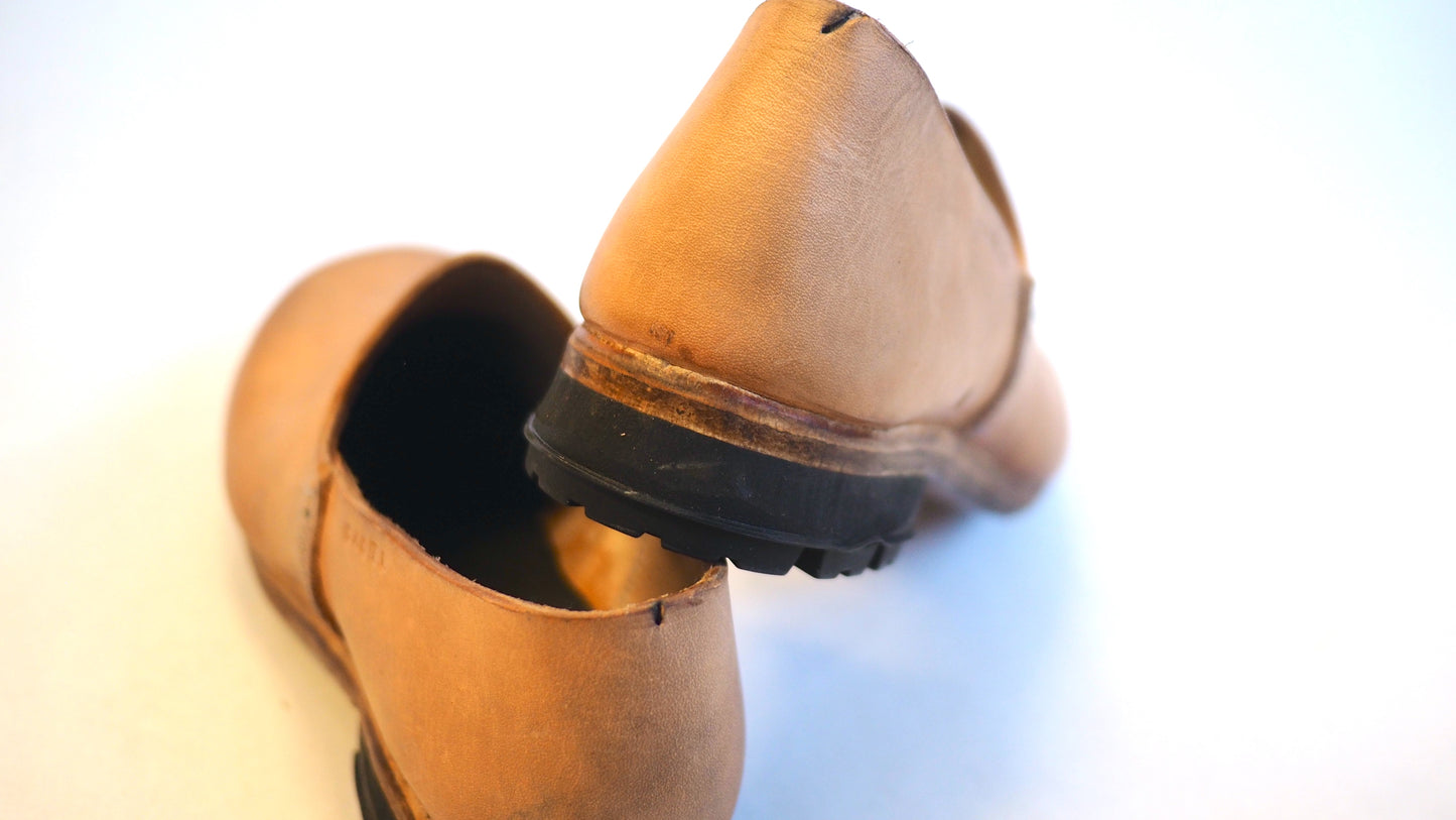 HD leather clog pre-order